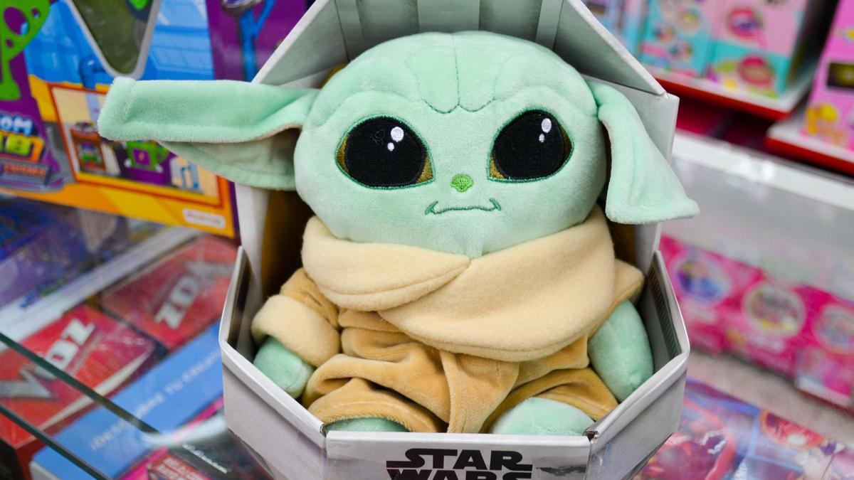 Baby Yoda, el juguete más demandado en todas sus versiones en estas Navidades.