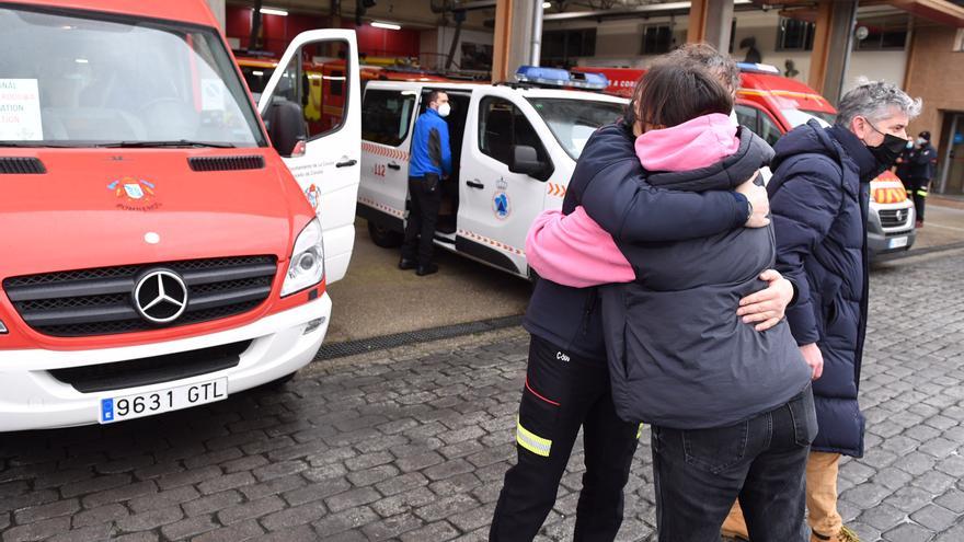 Parte de A Coruña un convoy de Policía Local y Bomberos con ayuda para Ucrania