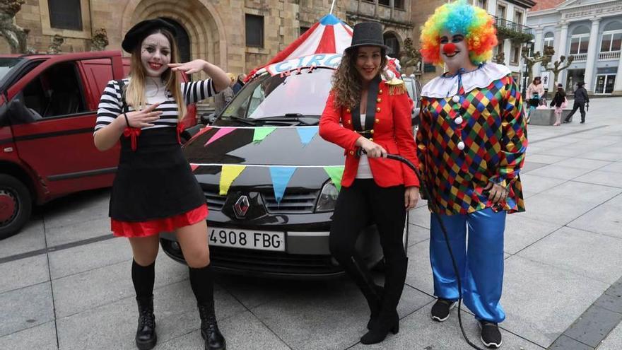 El grupo de chicas que montó el circo.