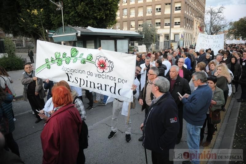 La marea blanca toma Murcia