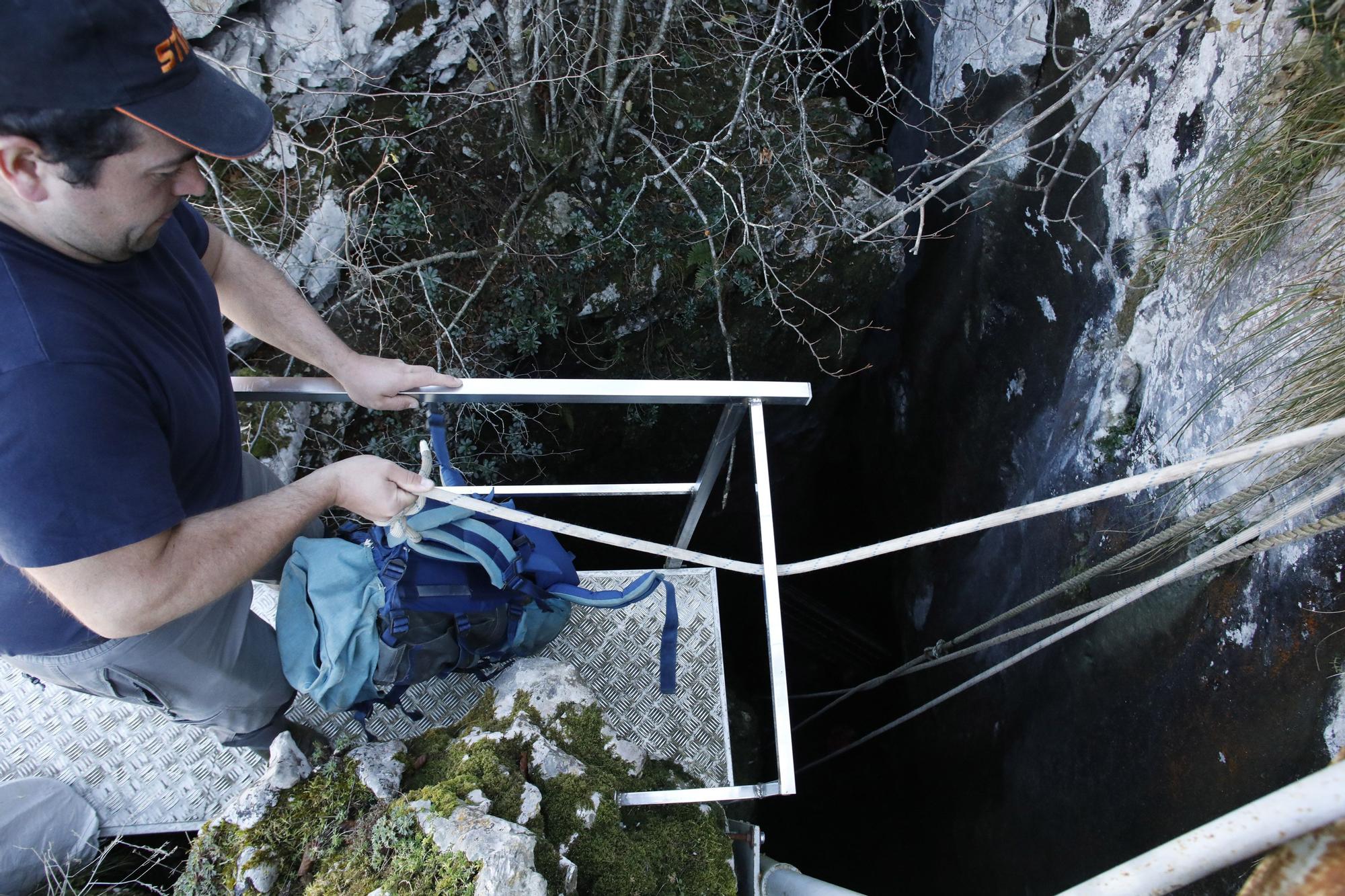 Así se elabora el gamonéu del Puertu: de la cueva a la mesa.