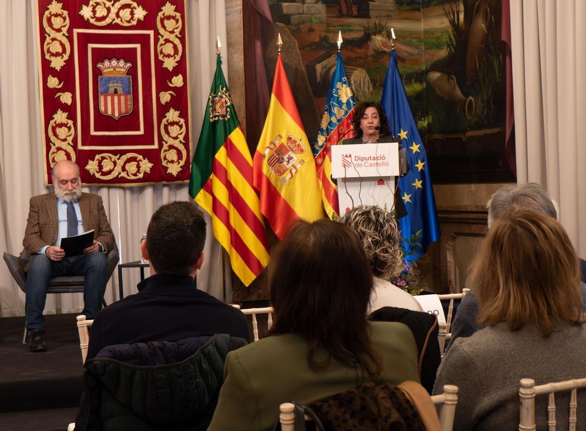 Marisa Torlà, diputada, en la inauguración de la Jornada del Col·legi de Psicologia de la Comunitat Valenciana.