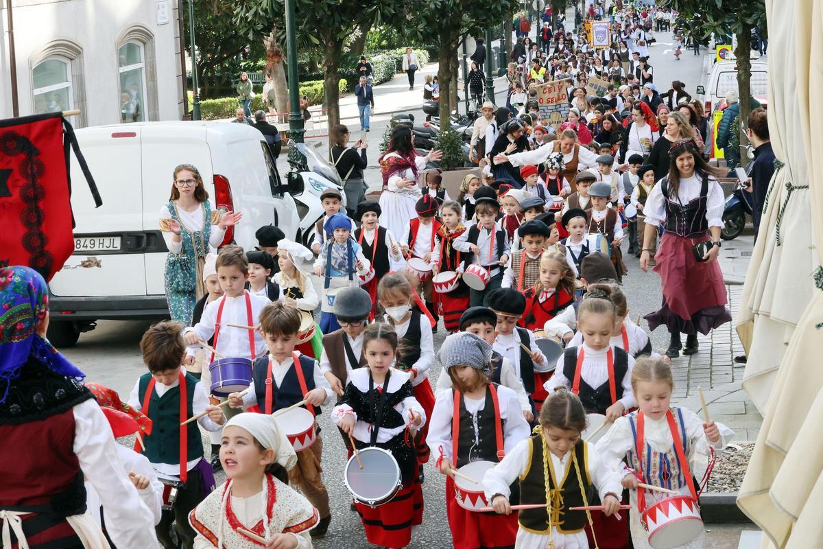 Los más pequeños protagonizan su 'Reconquistiña' Los más pequeños protagonizan su 'Reconquistiña'