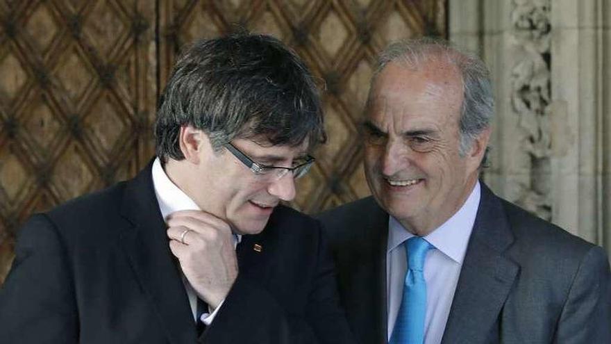 Puigdemont desafía al Tribunal Constitucional: &quot;Si me inhabilita, no aceptaré su decisión&quot;