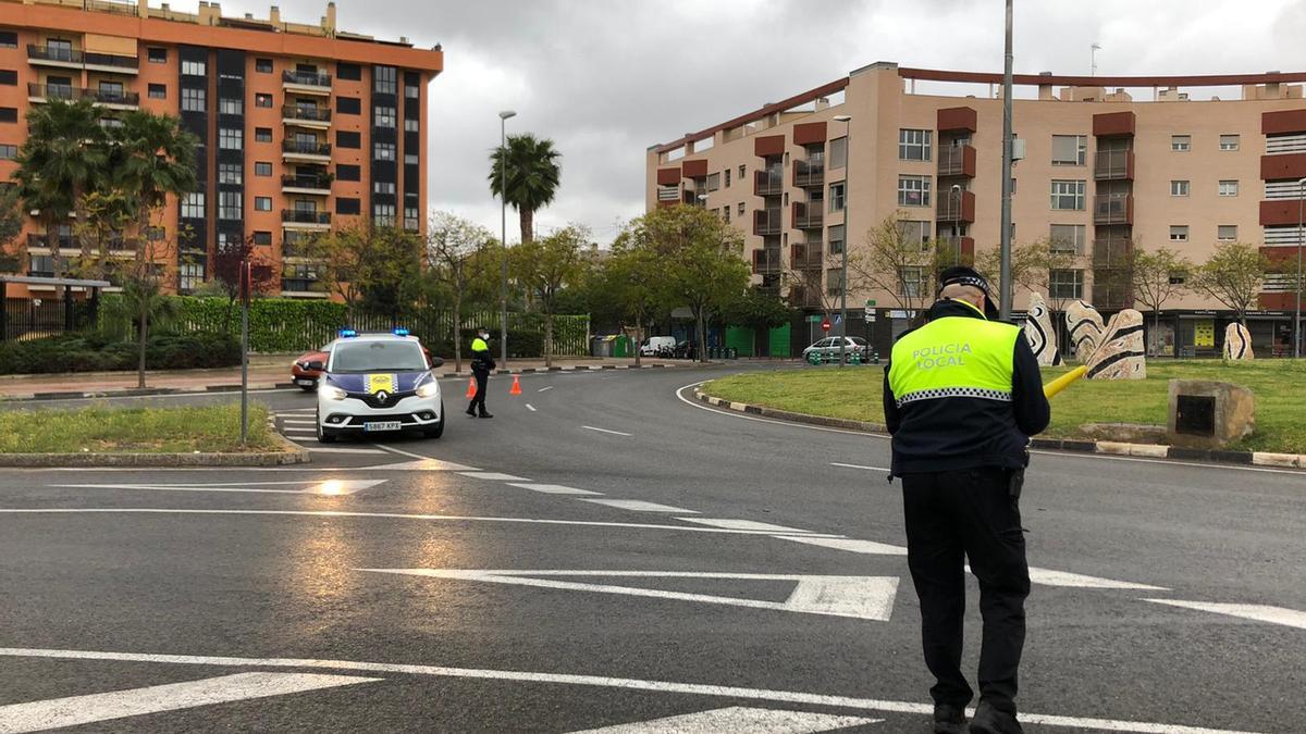 Un operatiu de control de la Policia Local de Sant Vicent
