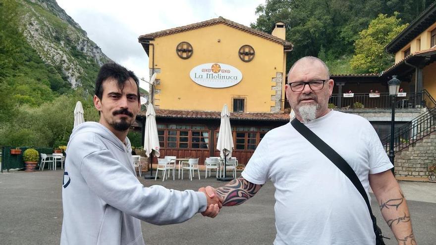 Un empresario asturiano contrata a un sintecho que llevaba más de dos años viviendo en el aeropuerto de Barajas