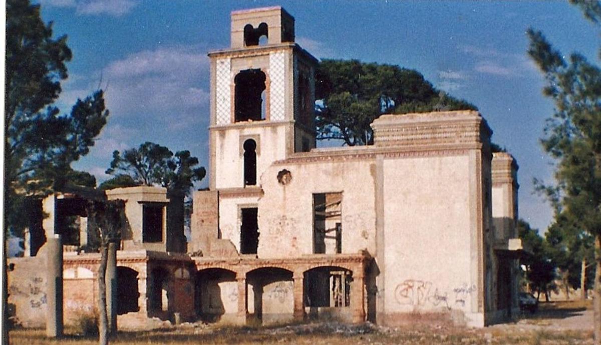 Villa Margarita, construida en los años 20 del siglo pasado, días antes de su demolición. | INFORMACIÓN