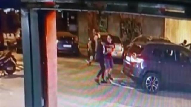 Dos detinguts per robar un rellotge de luxe i diners en efectiu a Barcelona