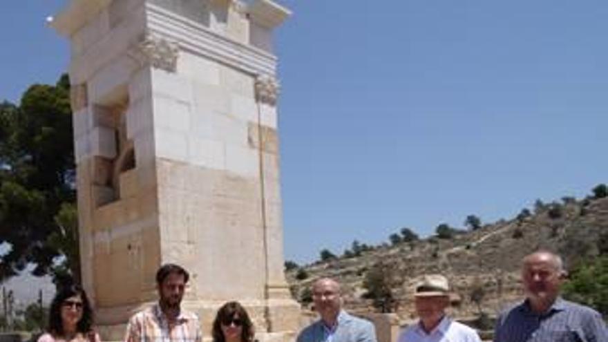 La Vila La directora de Cultura visita la Torre de Sant Josep