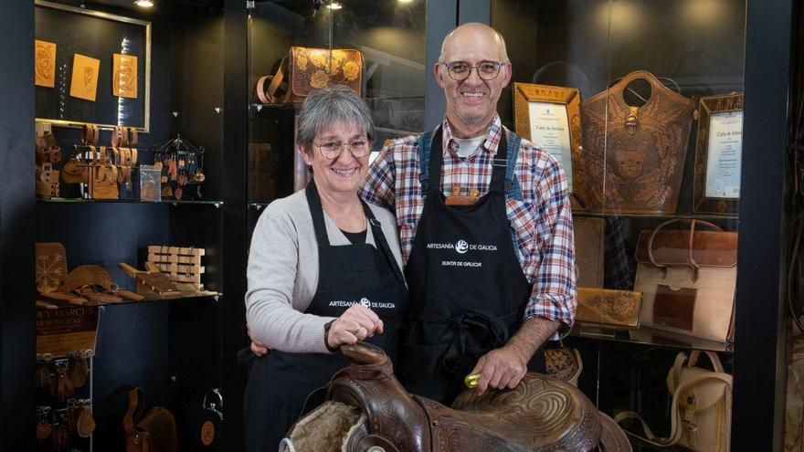 Los viejos oficios: Ana Sánchez Gallardo y Marcus del Vecchio, artesanos del cuero