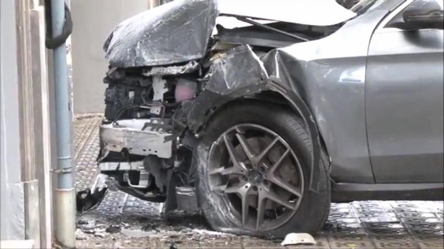 Un conductor perd el control del cotxe a Barcelona i fereix quatre persones