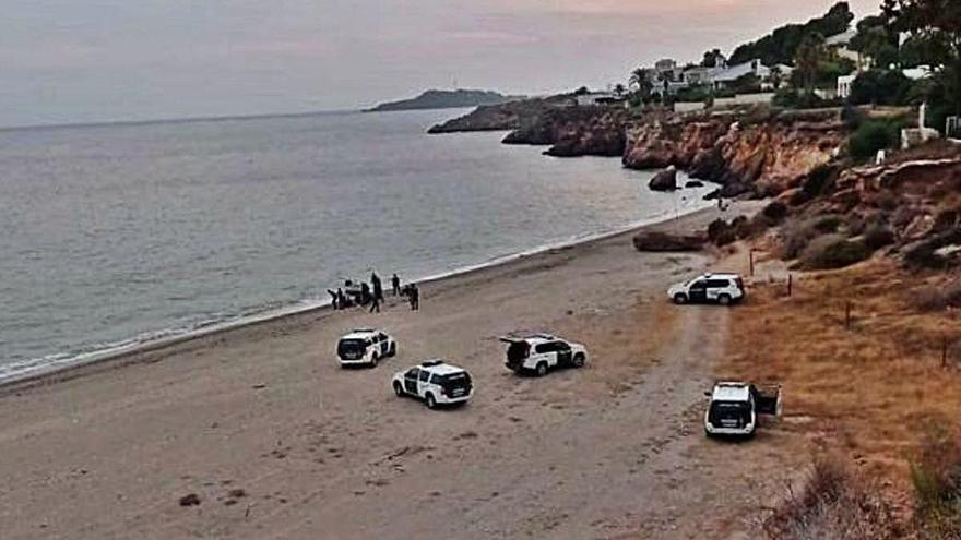 Una de las embarcaciones llegaba el jueves por la noche a Isla Plana.