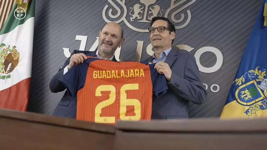 Louzán inicia en Guadalajara los encuentros con Federación y gobierno mexicano de cara al Mundial de este verano