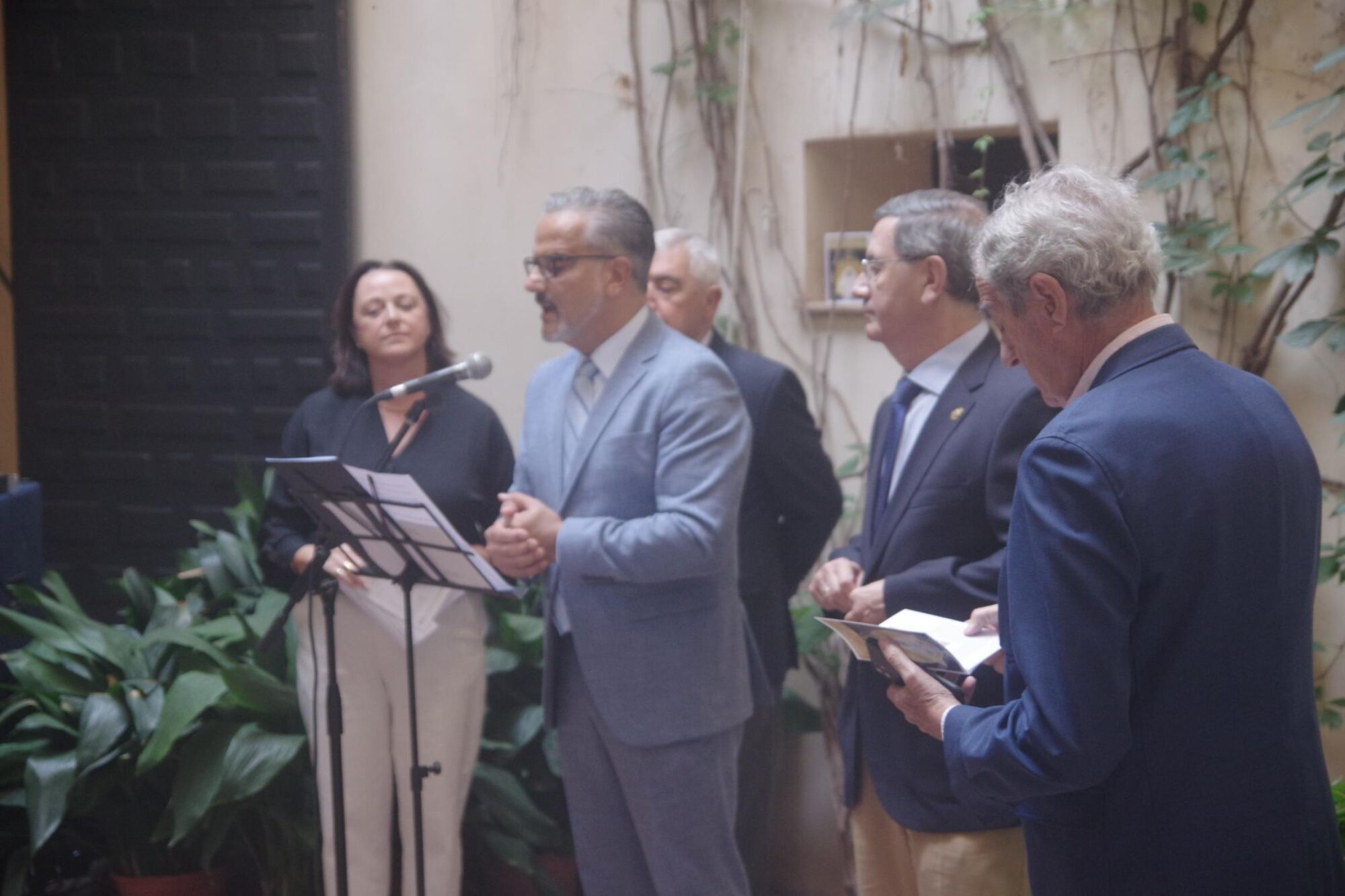 Exposición de pintura por el XXV aniversario de la coronación canónica de la Virgen de la Trinidad en el Revello de Toro