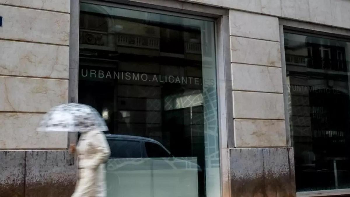 Edificio que alberga la Concejalía de Urbanismo, donde trabaja el arquitecto detenido, en una imagen de archivo.