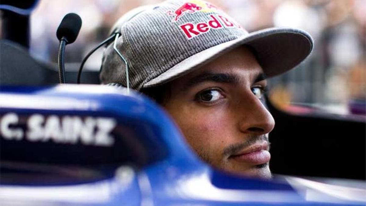Carlos Sainz Junior, piloto de la escudería Toro Rosso de Fórmula 1