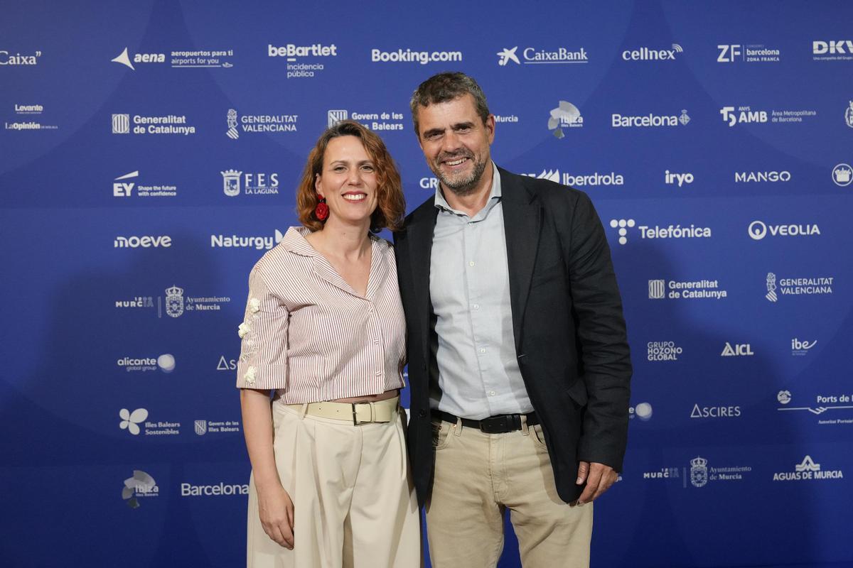 Mabel Mas, directora general de El Periódico y Laureà Fanega, director general de Fundació Barcelona Capital Náutica.