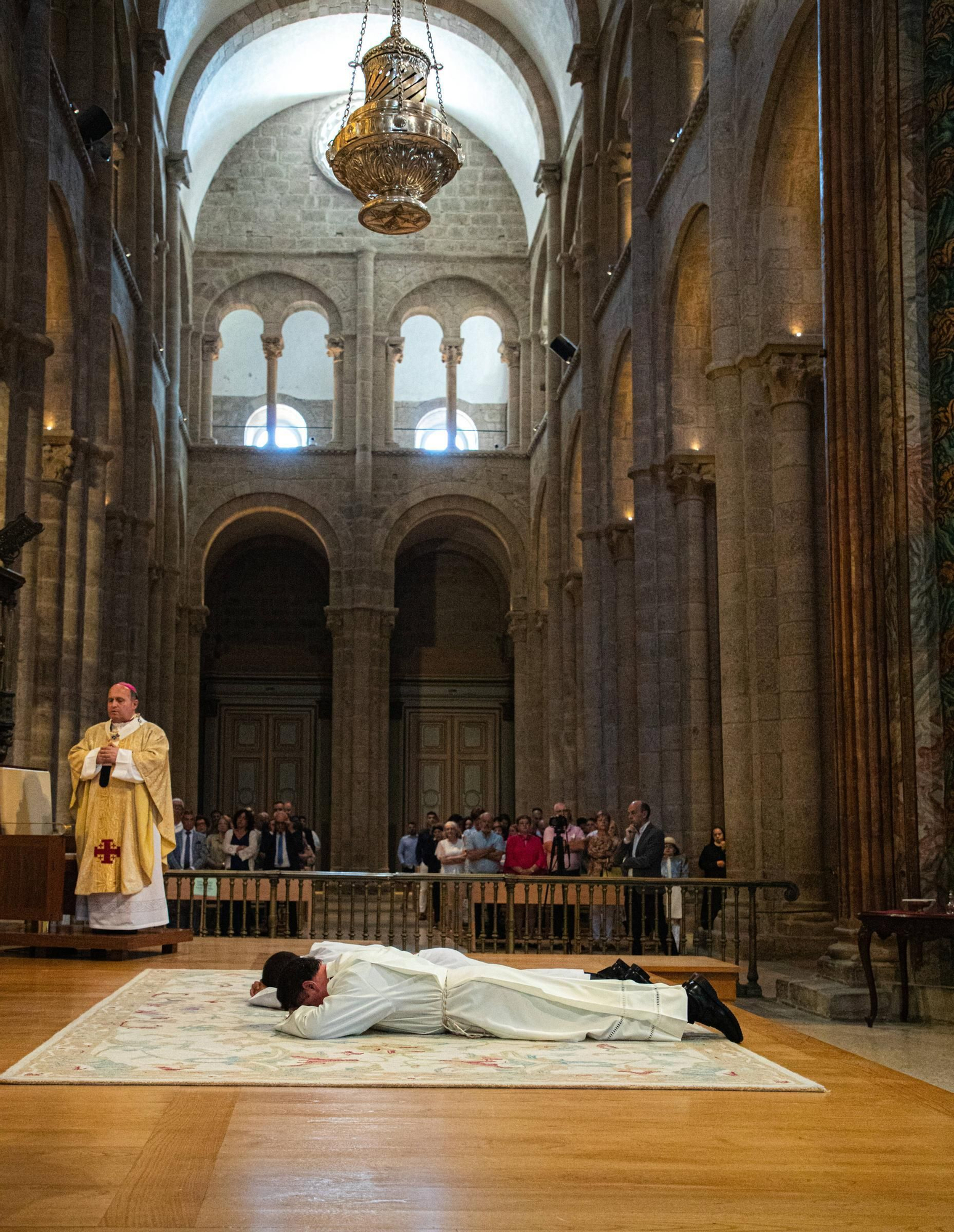 Ordenación de dos nuevos diáconos en la Catedral