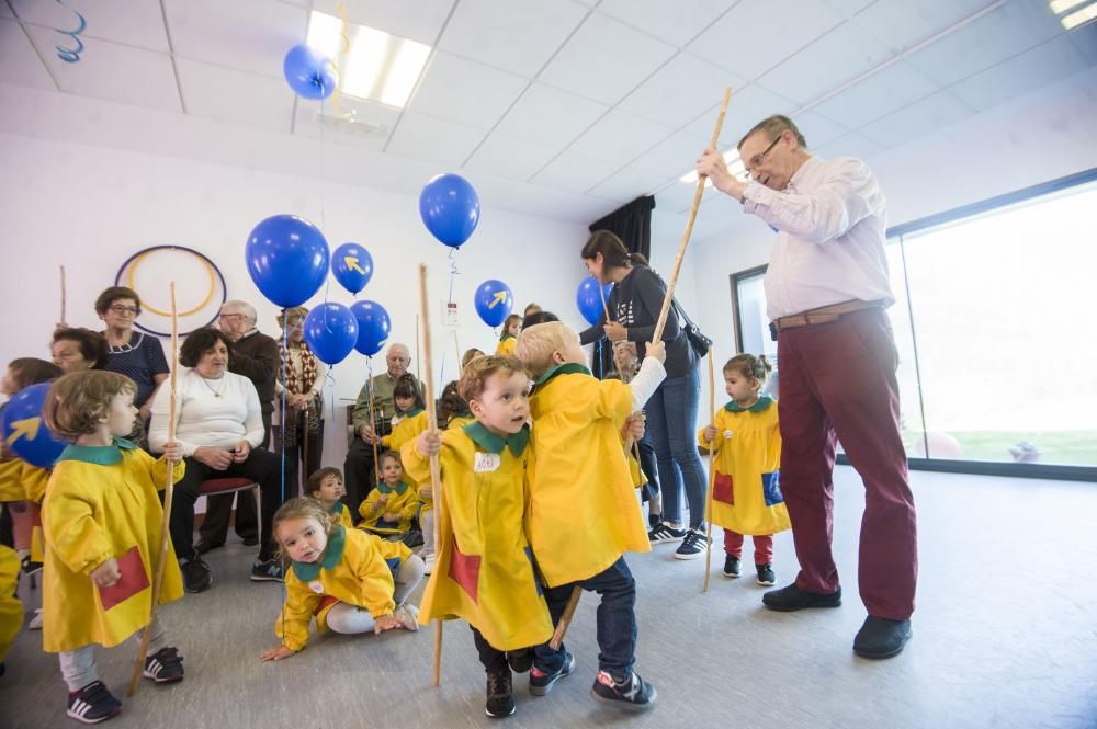 ''Camino por la memoria'' une a niños y mayores