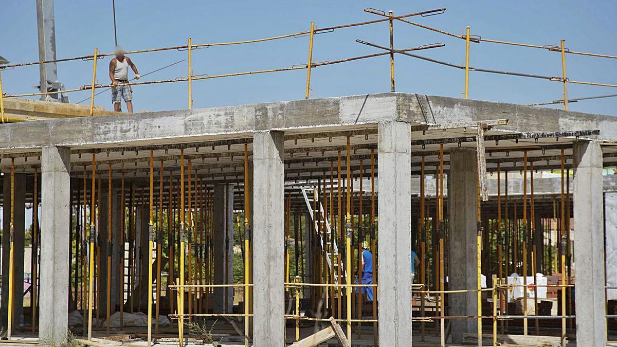 Trabajadores en una obra de la construcción.