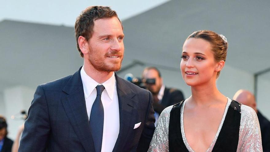 Michael Fassbender y Alicia Vikander.