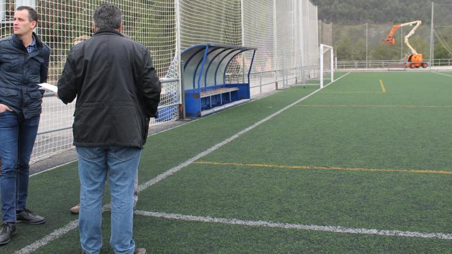 El concejal de Deportes en uno de los campos