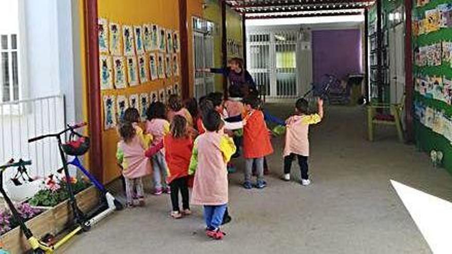 L&#039;escola Carme Guasch de Figueres denuncia goteres, aules saturades i manca d&#039;espai