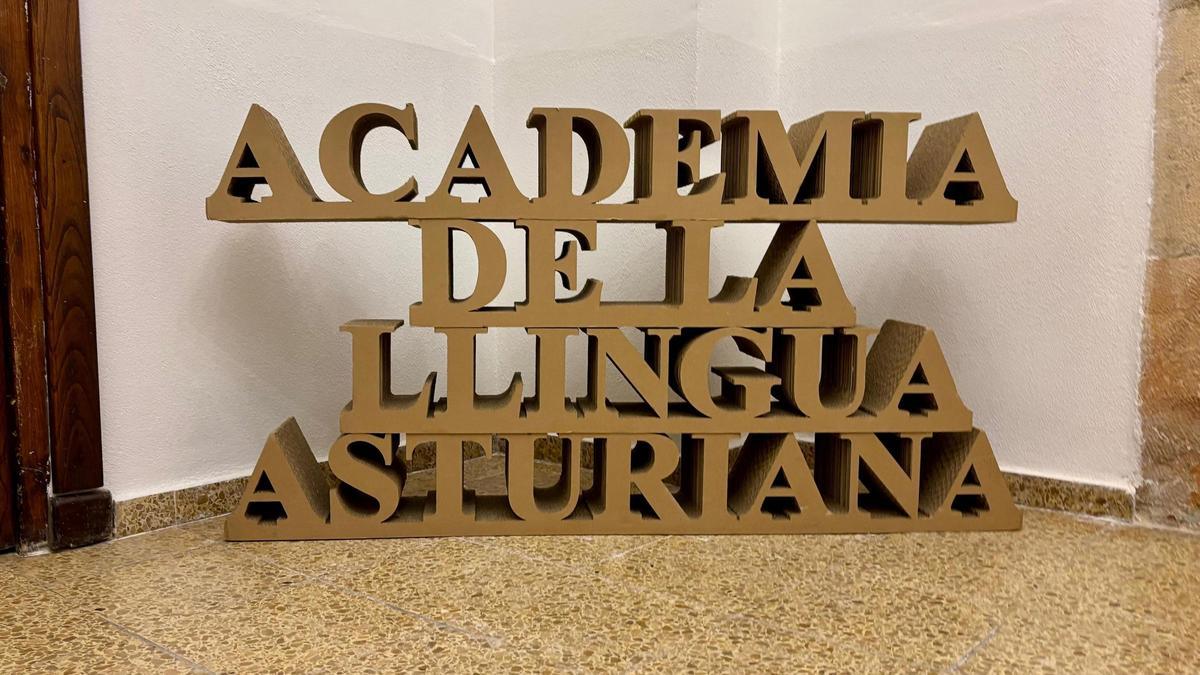 Academia de la Llingua Asturiana.