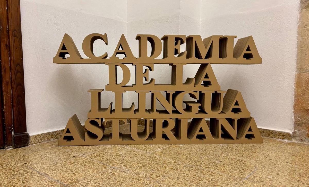 Academia de la Llingua Asturiana.