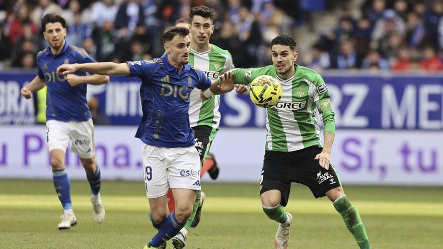La negativa de Forés al Sporting: su pasado en el Oviedo y la oferta del Burgos