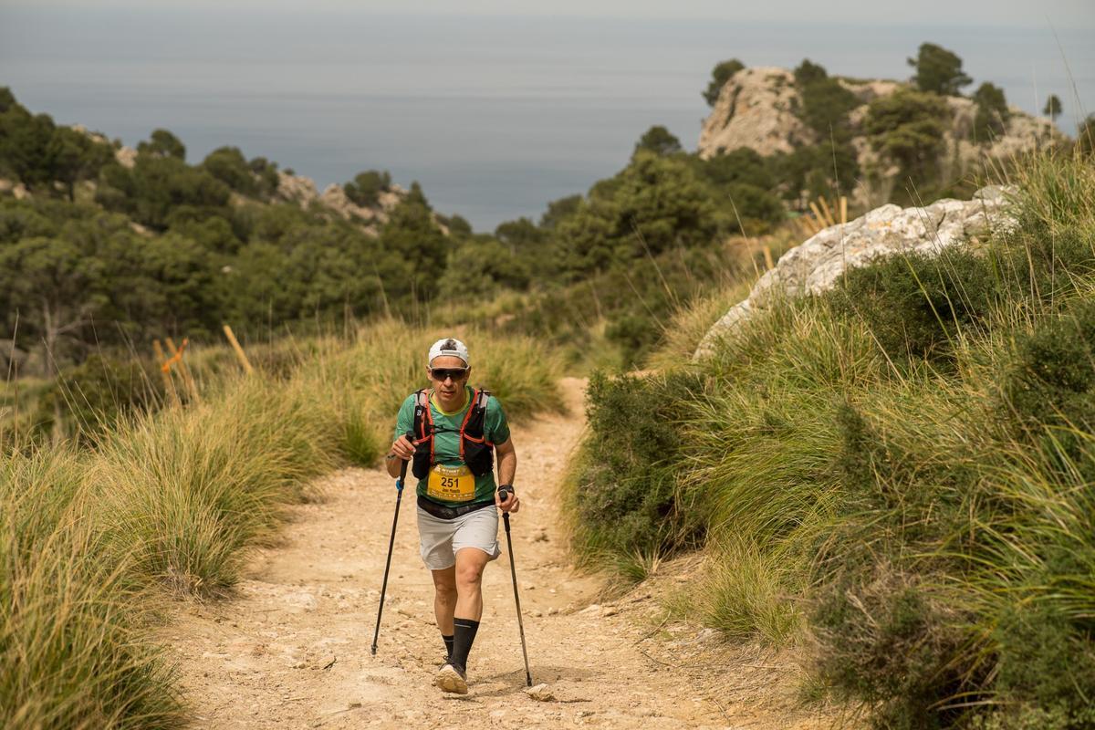 Medio millar de corredores en la 'II Travessa Mallorca Serra de Tramuntana' Medio millar de corredores en la 'II Travessa Mallorca Serra de Tramuntana'