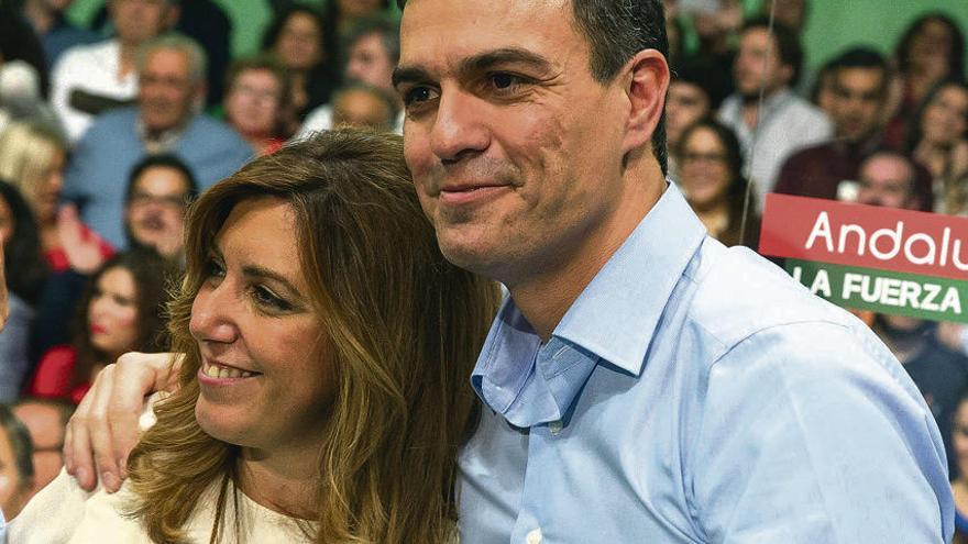 Susana Díaz con Pedro Sánchez.