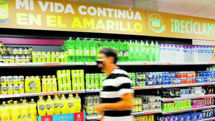 Mercadona pisa el acelerador verde contra el plástico