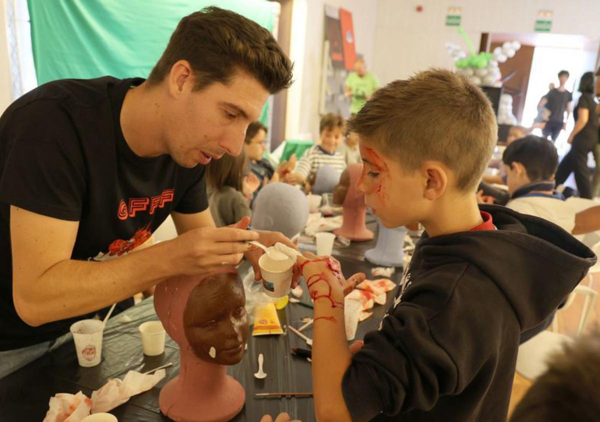 Los niños se dejaron
llevar y experimentaron con
las técnicas del cine de terror. 