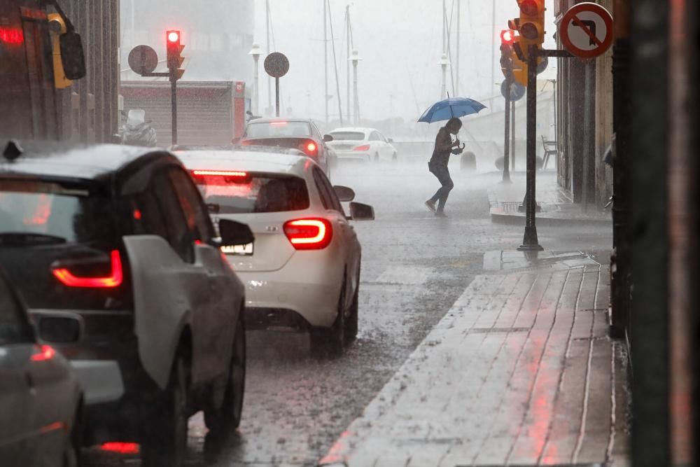 Tormenta veraniega en Gijón