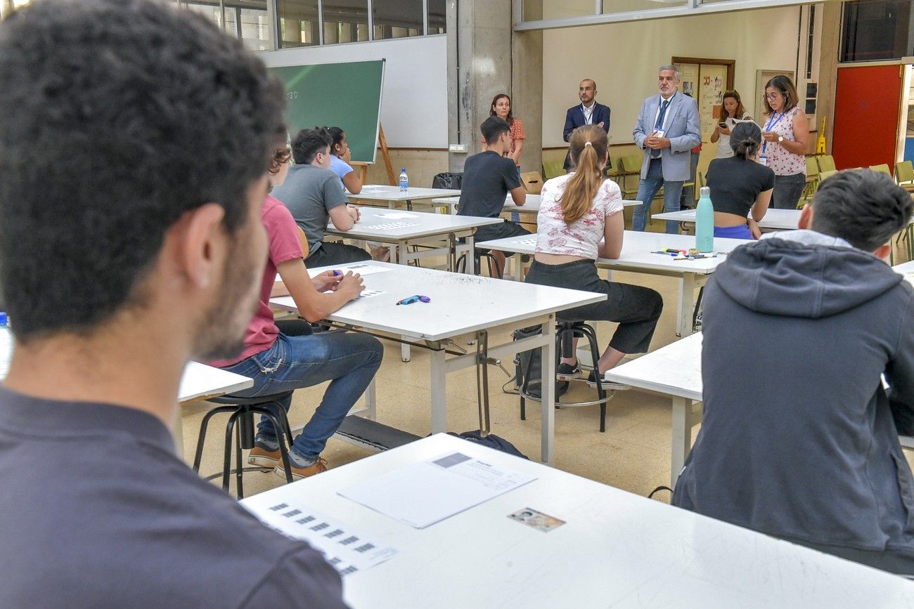 La violencia machista y Bernarda Alba abren los exámenes de la EBAU en Canarias