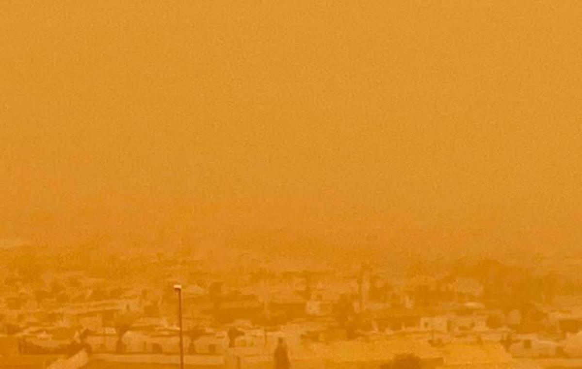 La calima tapona el cielo de Canarias