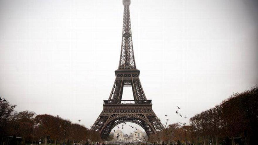 Una pareja de ancianos se suicida de la mano en un hotel de París para pedir la muerte asistida