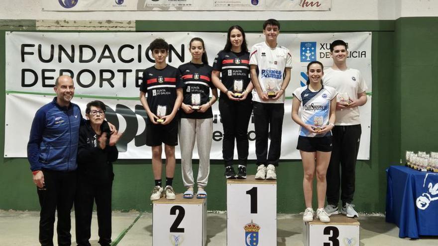 Podio en el torneo celebrado en Tui. | Club Athlos