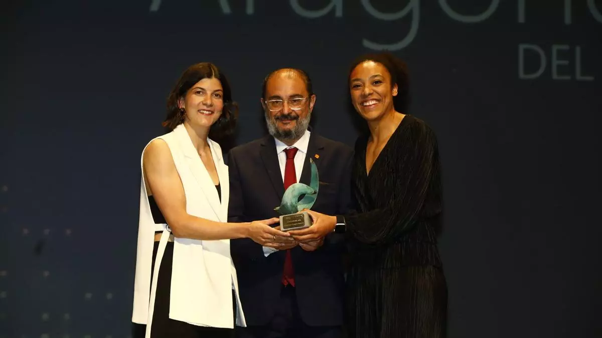 El Casademont Zaragoza femenino, premio Aragonés del Año