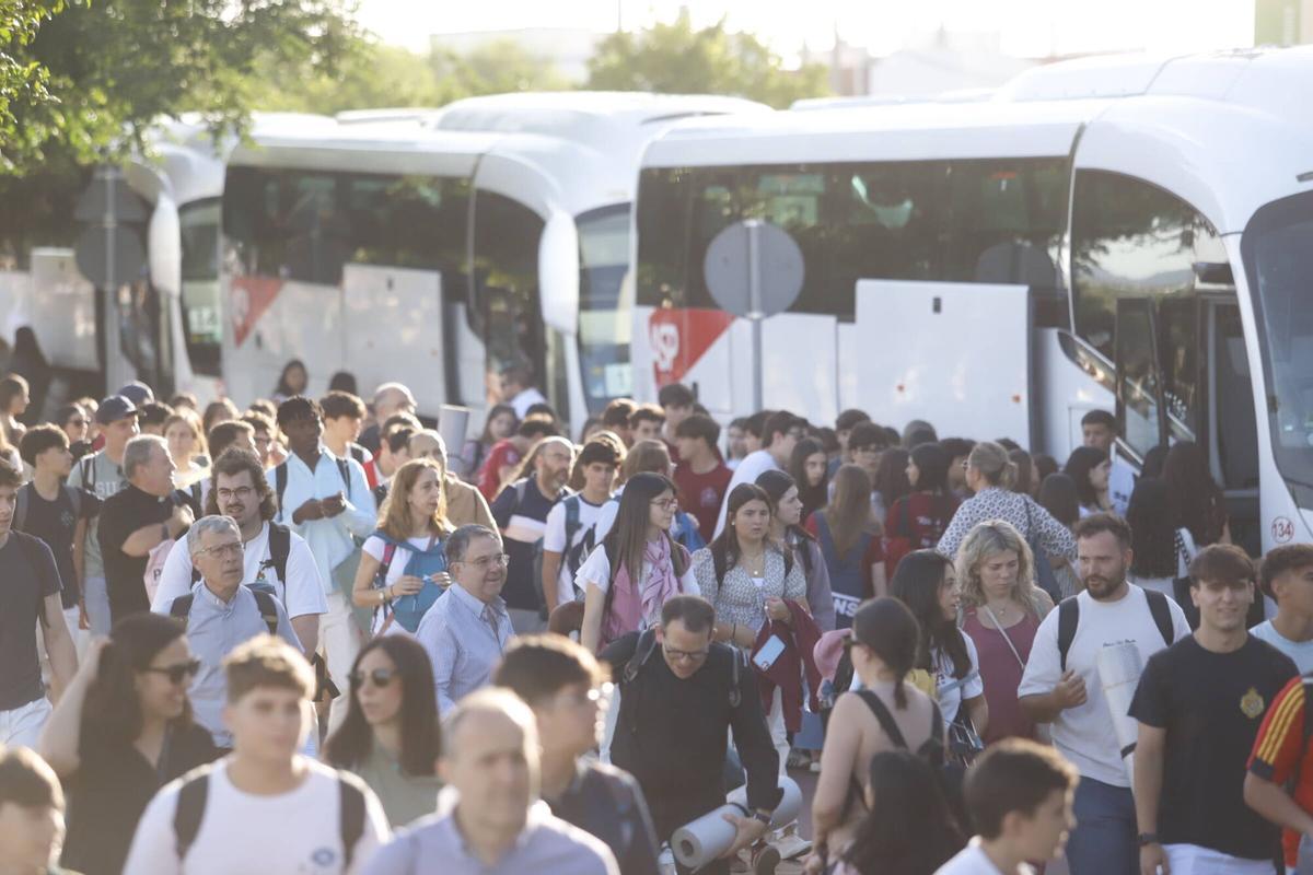 Más de 1.200 jóvenes cordobeses ponen rumbo a Madrid para encontrarse con León XIV