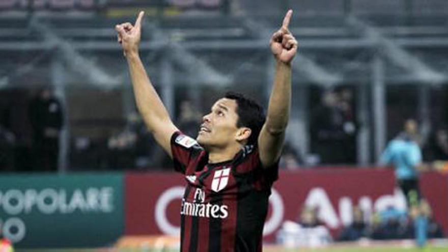 Carlos Bacca, en el Milan.