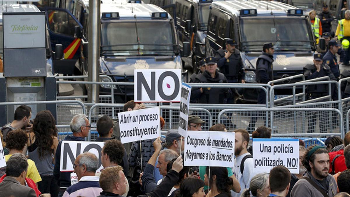 Concentración en contra del Gobierno en las proximidades del Congreso, el pasado miércoles.