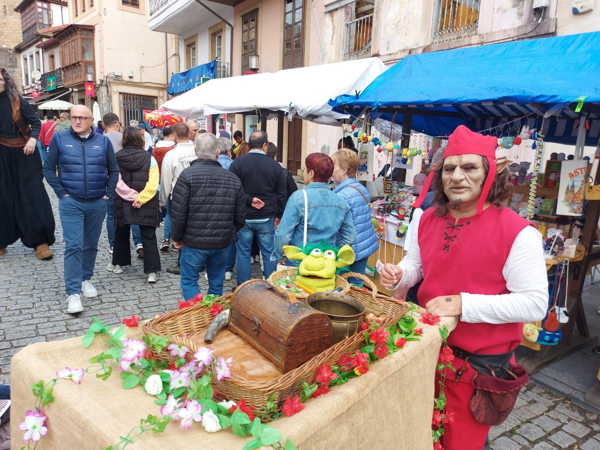 En imágenes: Domingo de lleno en la Feria Medieval de Salas