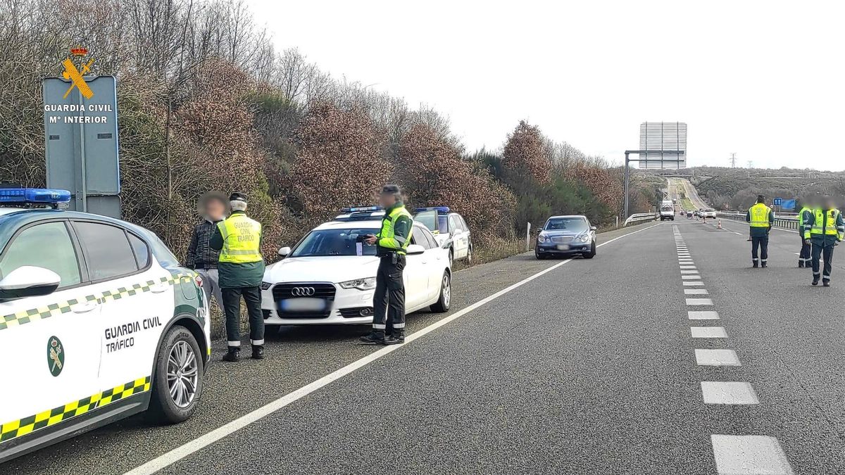 Coche del ciudadano portugués interceptado por la Guardia Civil en Zamora.