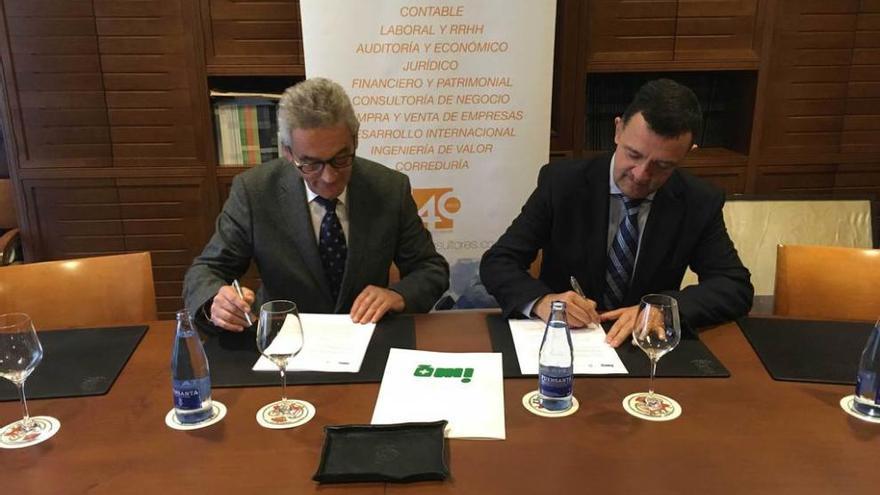 El Igualatorio Médico Quirúrgico firma un convenio de colaboración con el Club de Regatas