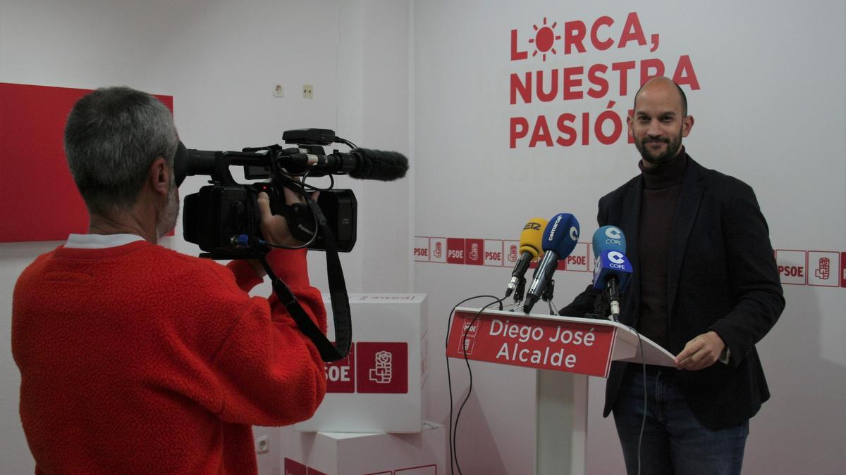 El coordinador general de la campaña, José Ángel Ponce, durante la presentación del Comité Electoral, este jueves.
