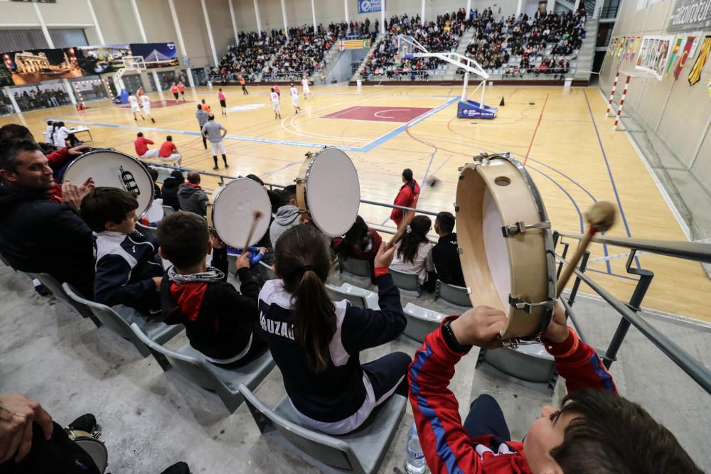 Los Moros y Cristianos de Alcoy celebran su Trofeo Filaes 2019