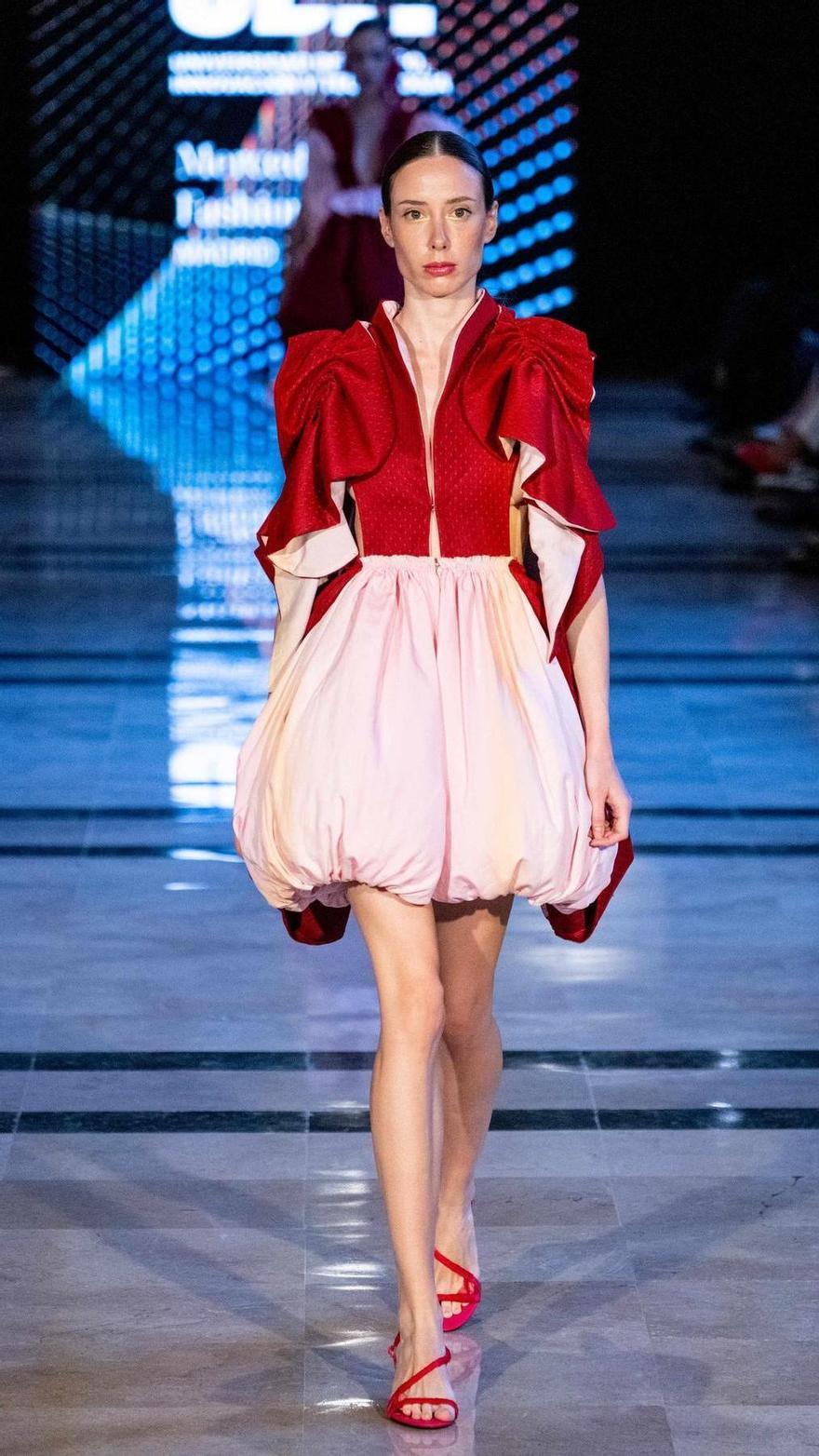 Modelo de Núria Caterina Bestard.