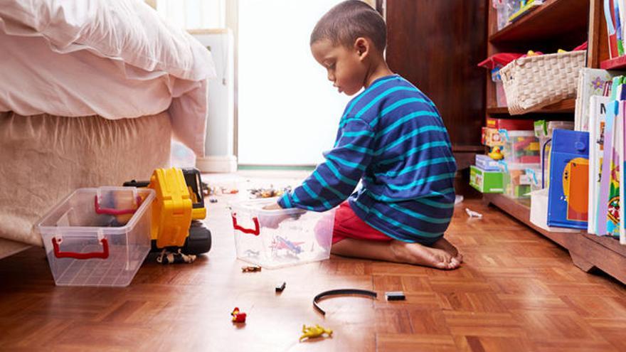 Niños: cómo enseñarles a guardar sus juguetes